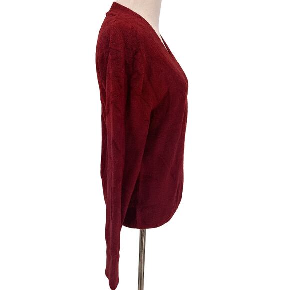Nomadic Traders Red V-Neck Buttery Soft Sweater Size Large - Picture 5 of 6